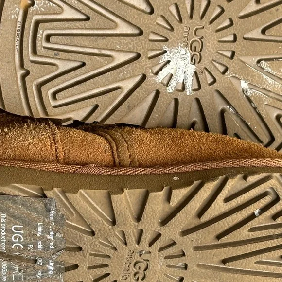 Ugg toddler size 8 - Picture 5 of 10